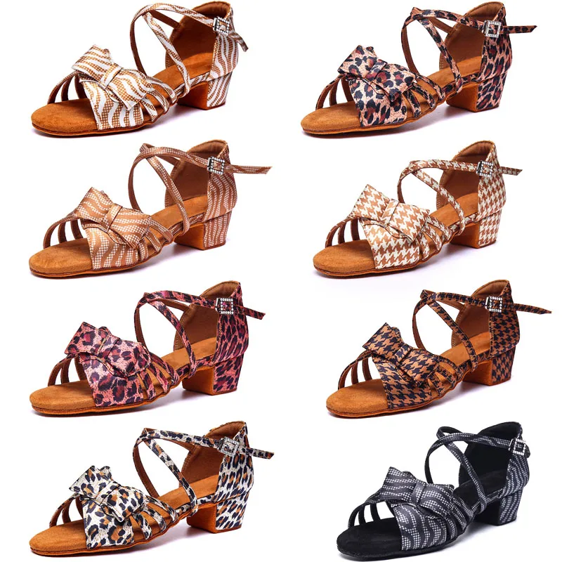 Новые танцевальные туфли с леопардовым принтом