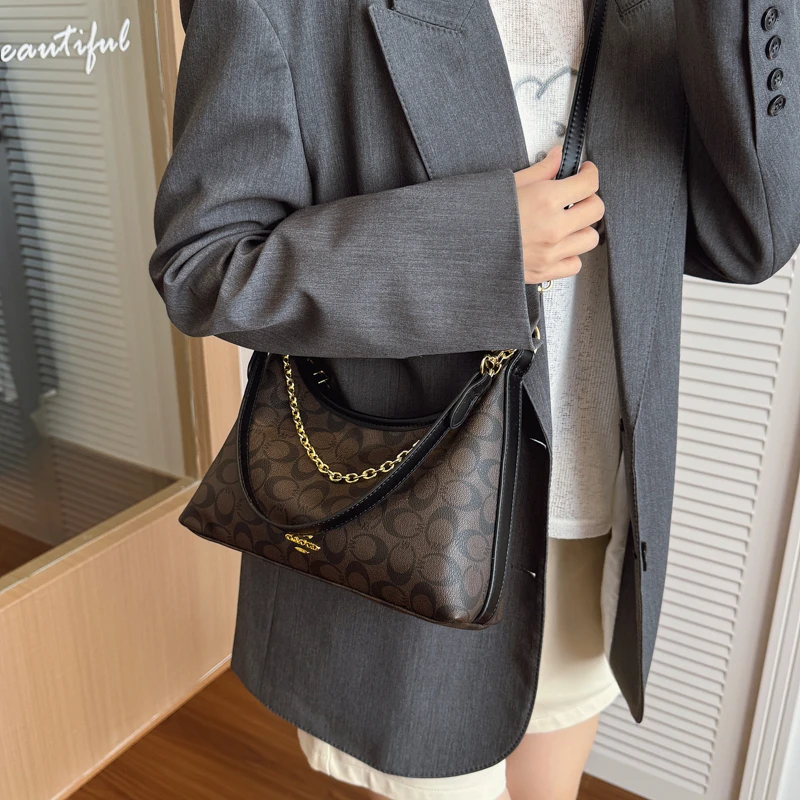 حقيبة حمل كلاسيكية أنيقة للنساء، تصميم حقيبة كتف جلدية شهيرة للسيدات من قبل مصمم العلامة التجارية الفاخرة الشهيرة