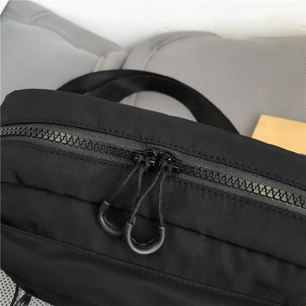 Coole heuptasjes Nylon vierkante tas Grote capaciteit Rits Sling Crossbody Tas Koreaanse stijl Effen kleur Veelzijdig heuptasje Sport