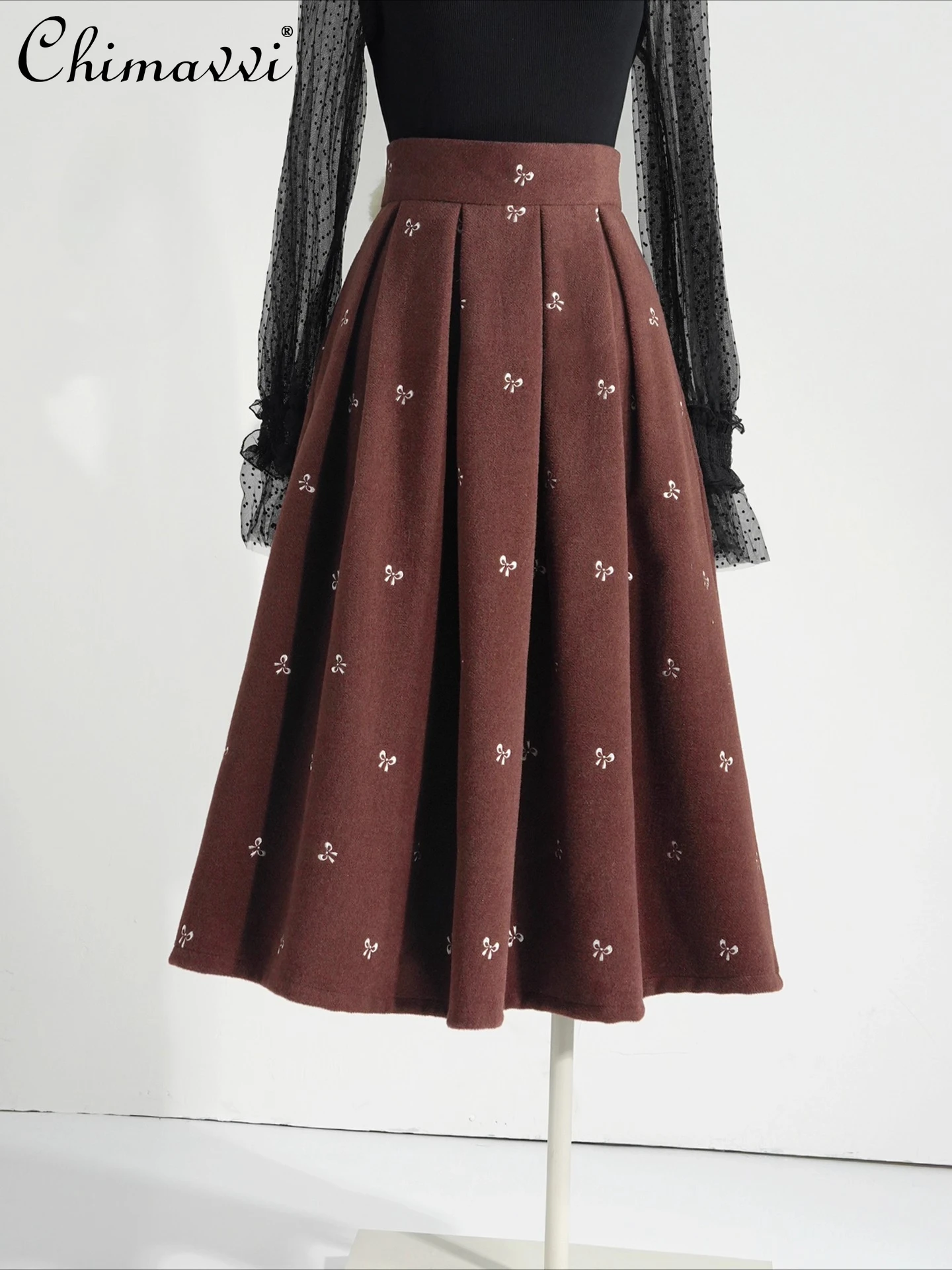 

French Hepburn Style Elegant Fashion High Waist A-line Long Skirt Embroidered Bow Pocket Versatile Retro Pleated Skirt for Women