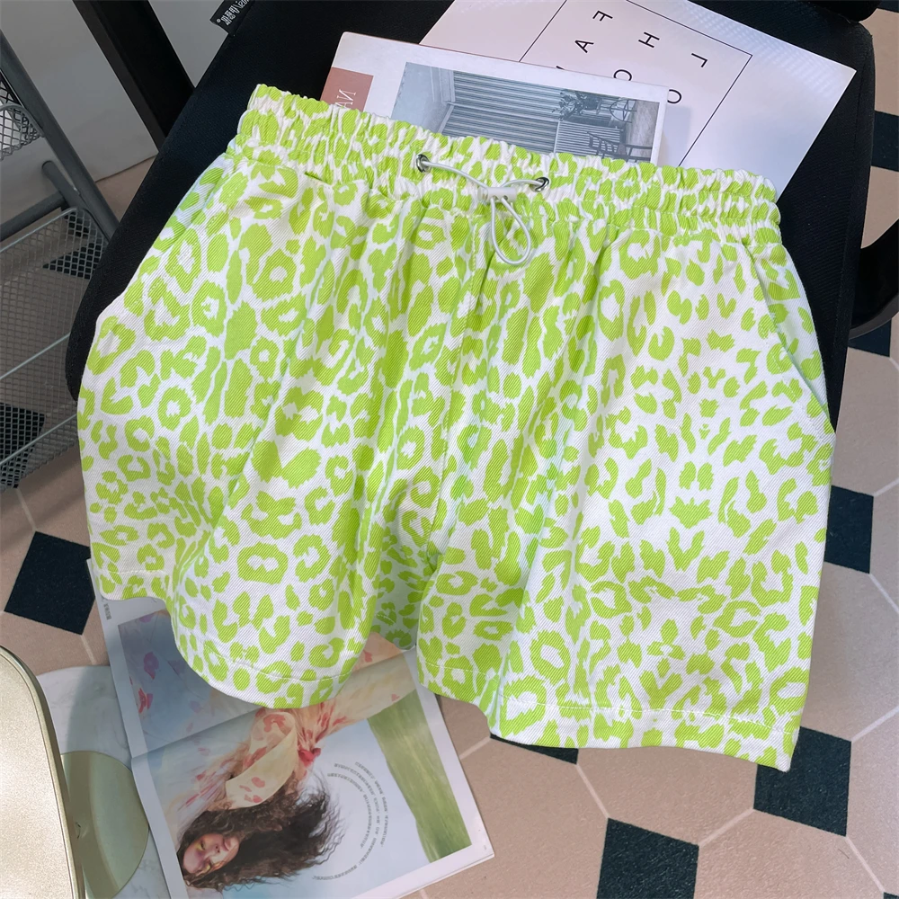 American Hot Girl Fluorescent Green Leopard Print Casual Wide Leg Shorts For Men And Women Summer Loose High Waist Sports Beach