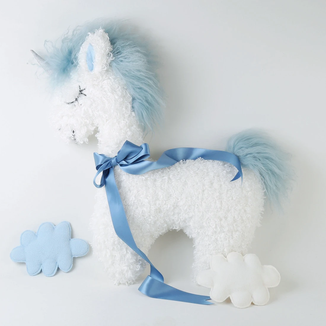 Newborn Photography Props 2026 Cute Furry Posing Horse Alpaca Doll Poser for Baby Studio Photoshoot Accessories Photo Prop