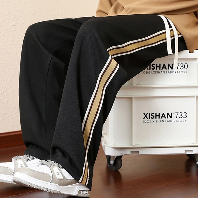 

2024 New American Streetwear Pants Men Autumn Fall Casual Sports Pants Fashion Classic Side Stripes Matching Color Pants