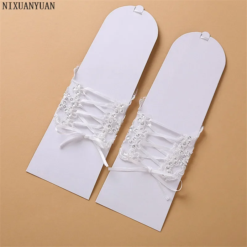 Elegante Perlen Spitze Satin kurze Braut handschuhe finger lose Hochzeits handschuhe weiß Elfenbein Hochzeit Zubehör veu de noiva