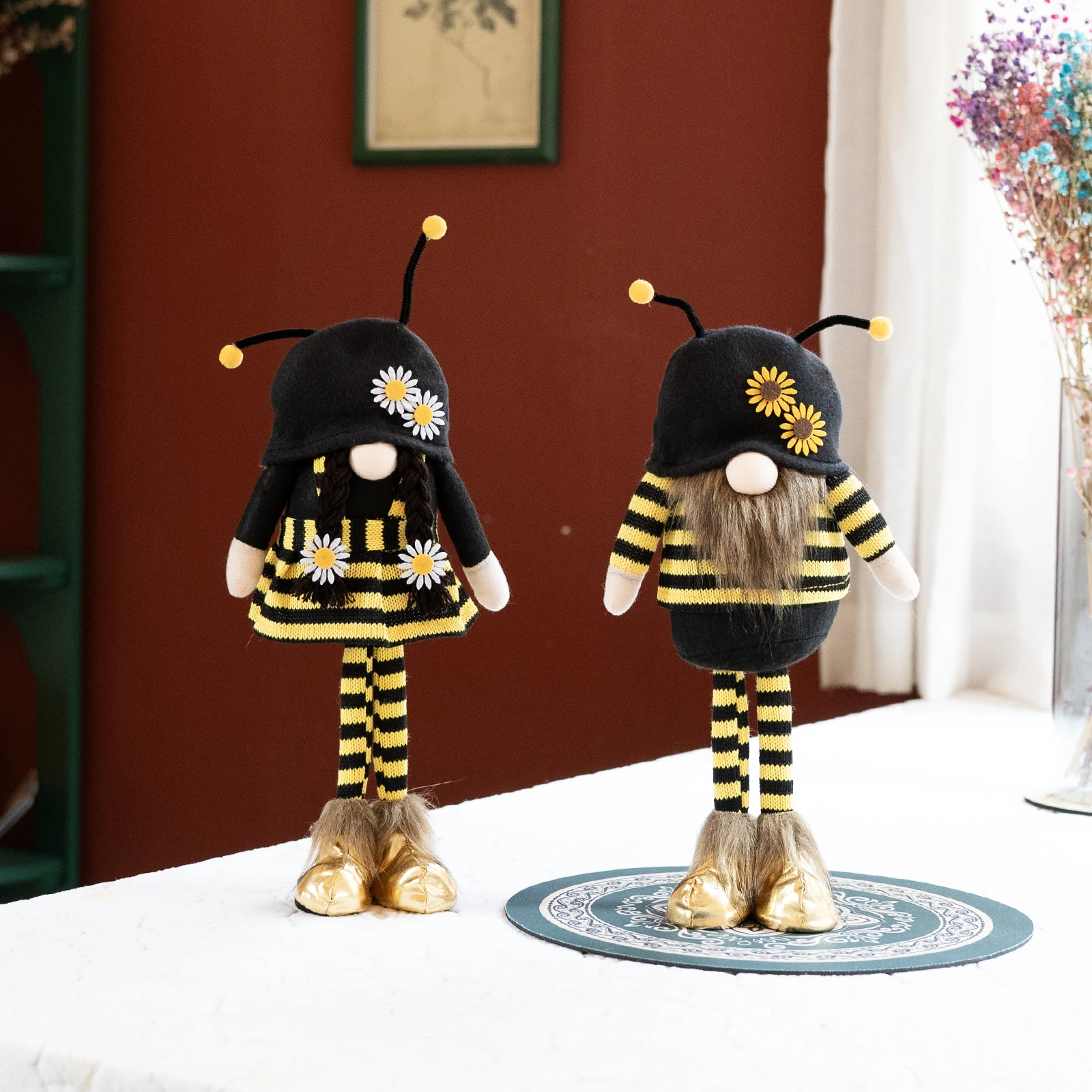 

Round headed Bee Dwarf Doll Couple Doll Gift Decoration Scenery Bedroom Decoration Long Legged Plush Doll Photography Prop