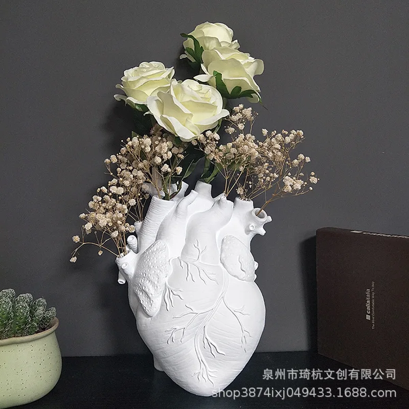 

White heart vase resin ornament model room countertop living room vase dining table dried flower arrangement