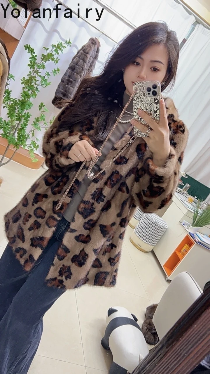 YOLANFAIRY معاطف فرو المنك الحقيقي للمرأة شتاء 2025 موضة ليوبارد معطف الفرو الطبيعي المرأة مقنعين منتصف طول سترة الفراء الدافئة