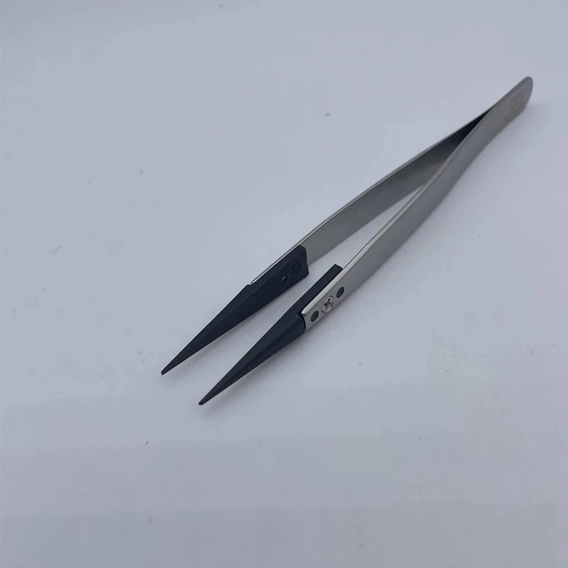 

Bergeon 6571-CFR-3-C Tweezers with Carbon Fiber Tips Swiss