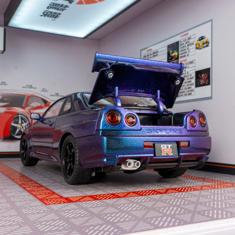 

1:18 Nissan GT-R34 SKYLINE модель суперкара из сплава, двери автомобиля и капот двигателя, багажник можно открыть Детская игрушечная машина в подарок