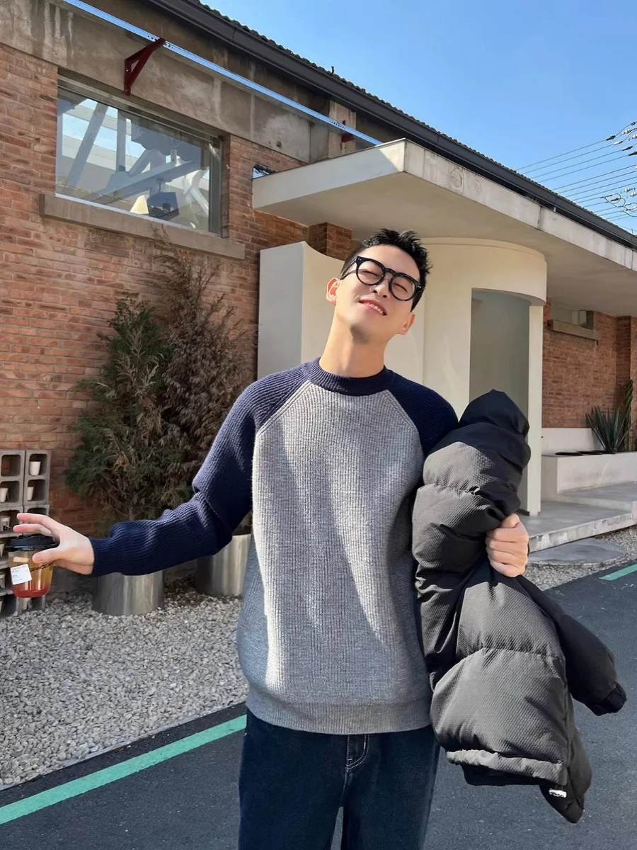 

Мужской трикотажный джемпер с цветными вставками на плечах, круглым вырезом, повседневный базовый слой, американский стиль, осень-зима, новый тренд, бренд