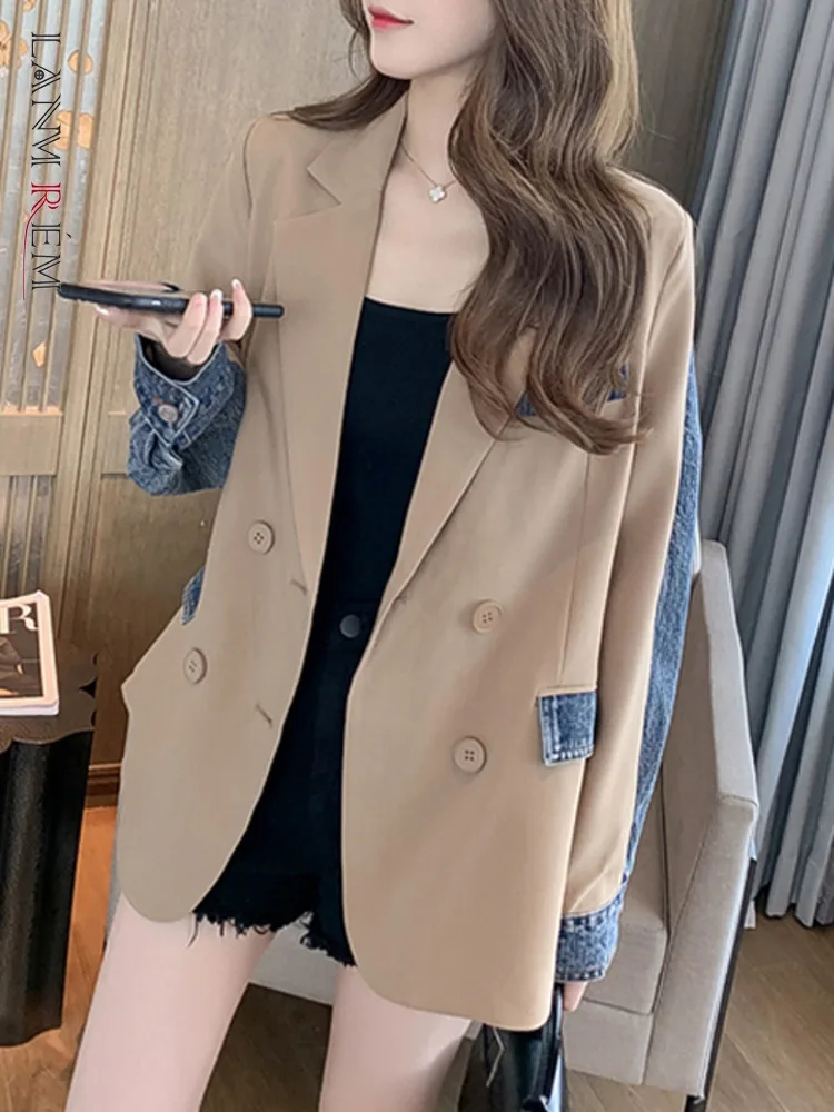 LANMREM Denim Patchwork Design Blazer Women Notched Collar Double Breasted Loose Coat Streetwear 2024 Spring New 2AA4022