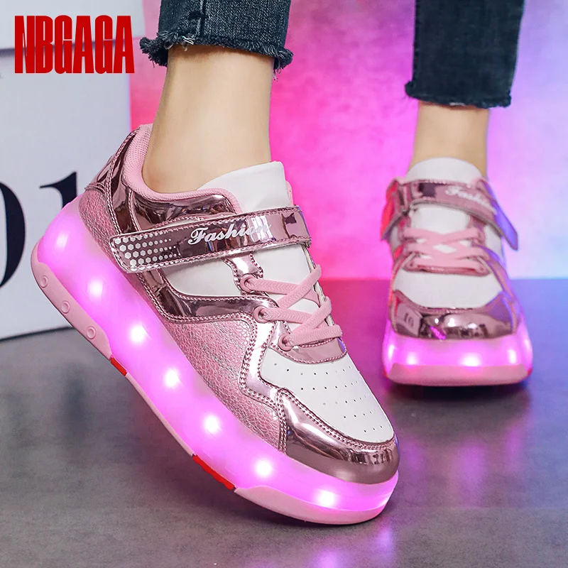 

Girls 4 Wheel Double Row LED Flashing Light Up Luminous Sneakers Comfortable Outdoor Sports Casual Roller Skates for Children