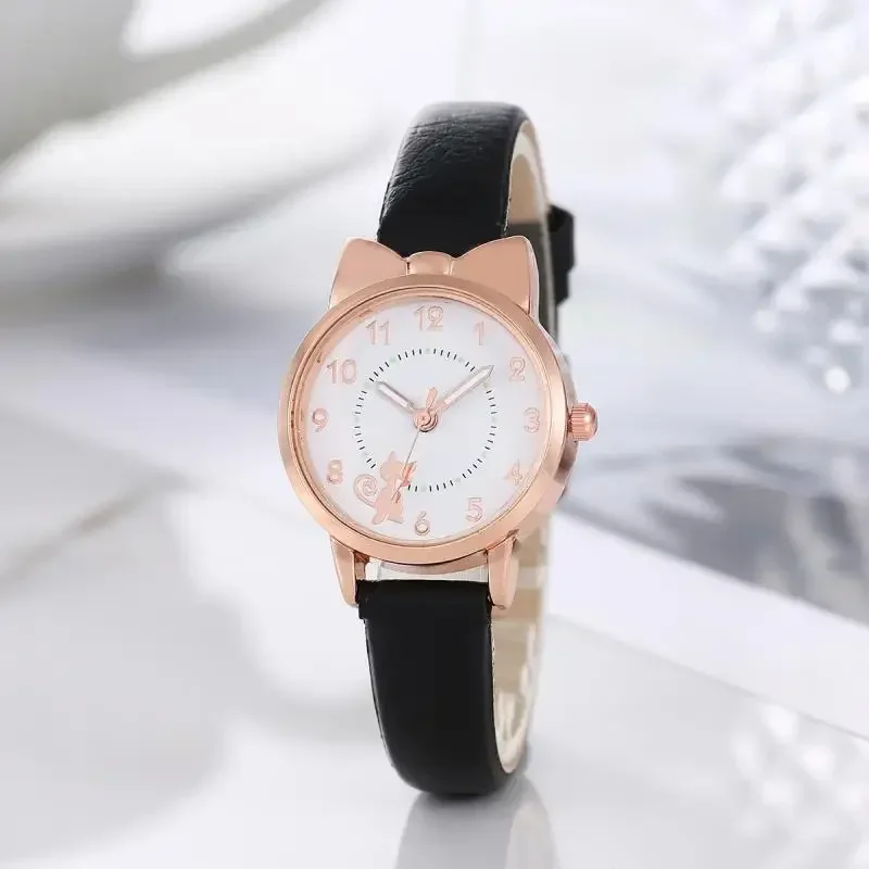 New Women's PU Leather Strap Simple Retro Small Leather Strap Leisure Sports Wristwatch Clock Wristwatch for Sports