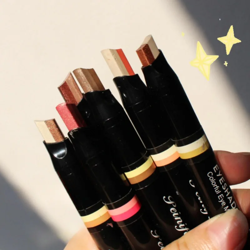 قطعة واحدة من عصا ظلال العيون اللامعة 2 في 1 - لون متدرج، سهلة الاستخدام، مضادة للتلطخ، سهلة إنشاء مكياج عيون ساحر