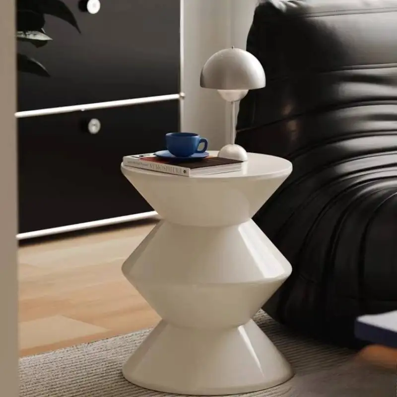 Classic Round Nature Nightstands Designer Minimal Japanese Antique Bedside Nightstands Bedroom Weird Mesita Para Cama Furniture