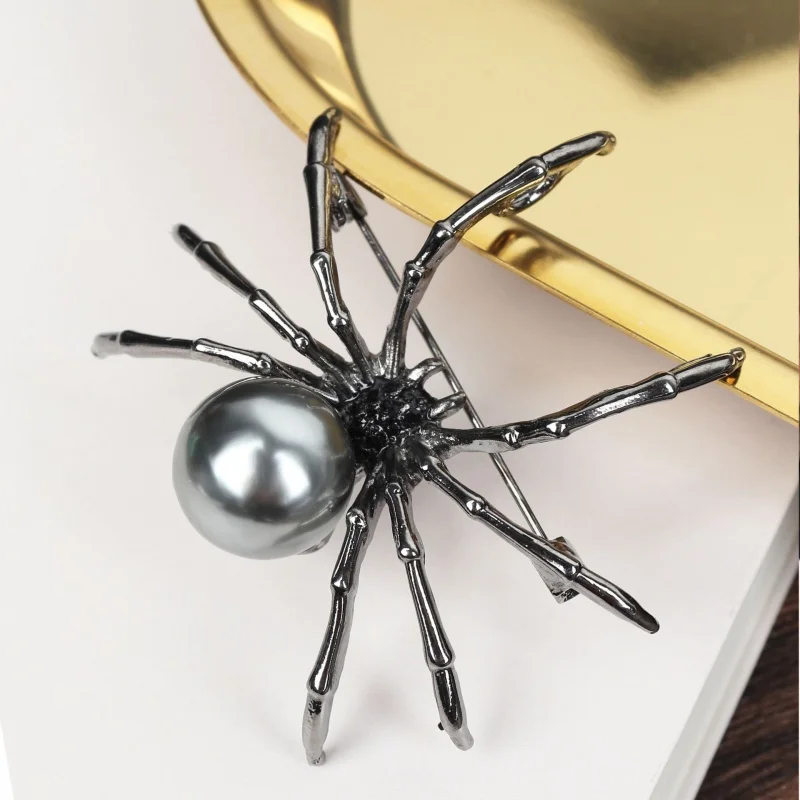 Punk Personalized Black Pearl Spider Brooches For Women Men Creative Clothes Scarf Accessories Brooch Metal Pin Party Jewelry