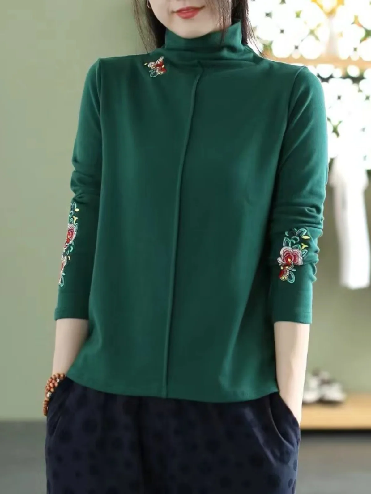 

Women's Retro Embroidered Long Sve Base irt f High Collar T-irt Autumn Winter New Sle Vintage Sle Pure Color