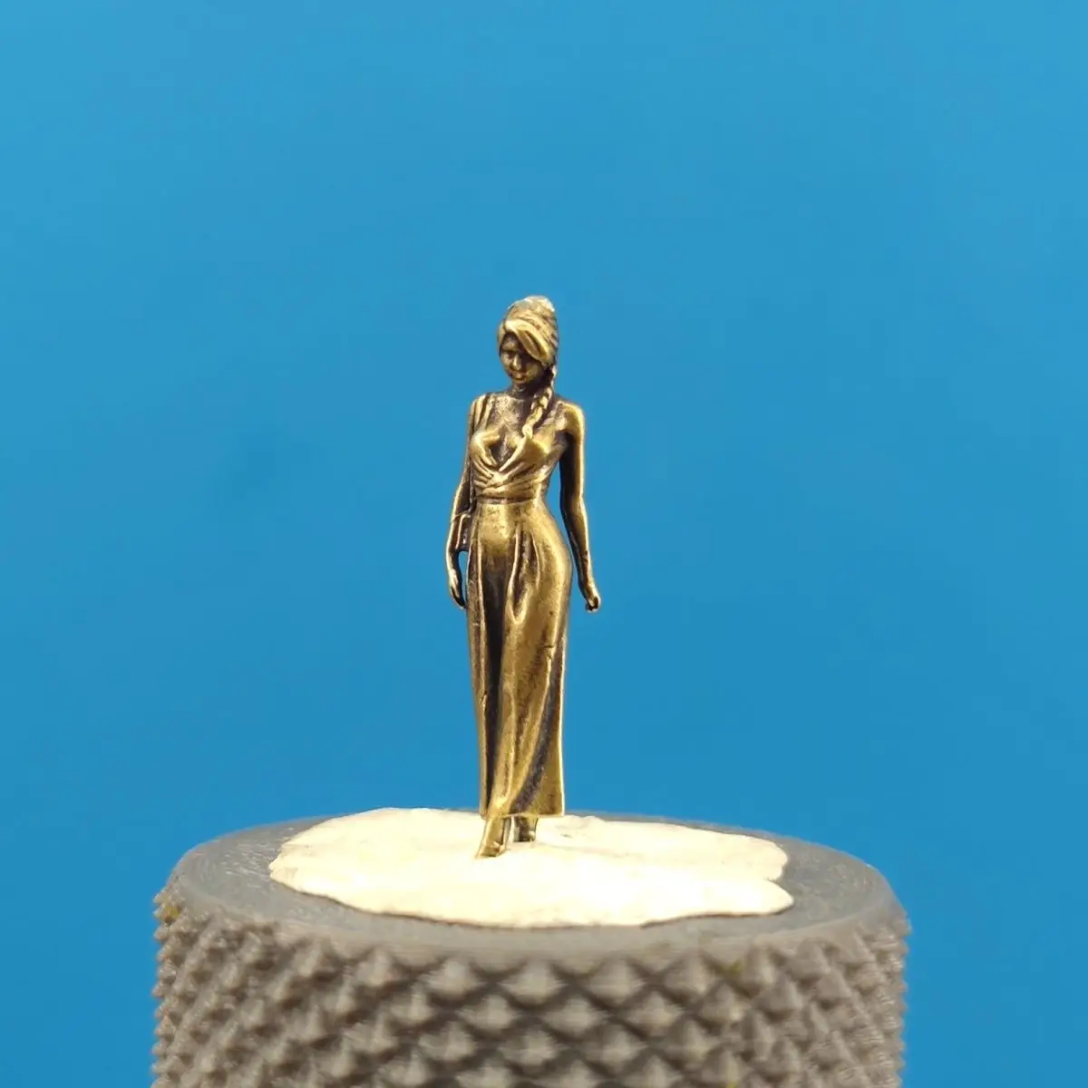 Brass Modern  Scale Miniature Figurine Fashionable Stylish Beauty Lady Model 1:64 Action Figure Doll Can Be Painted