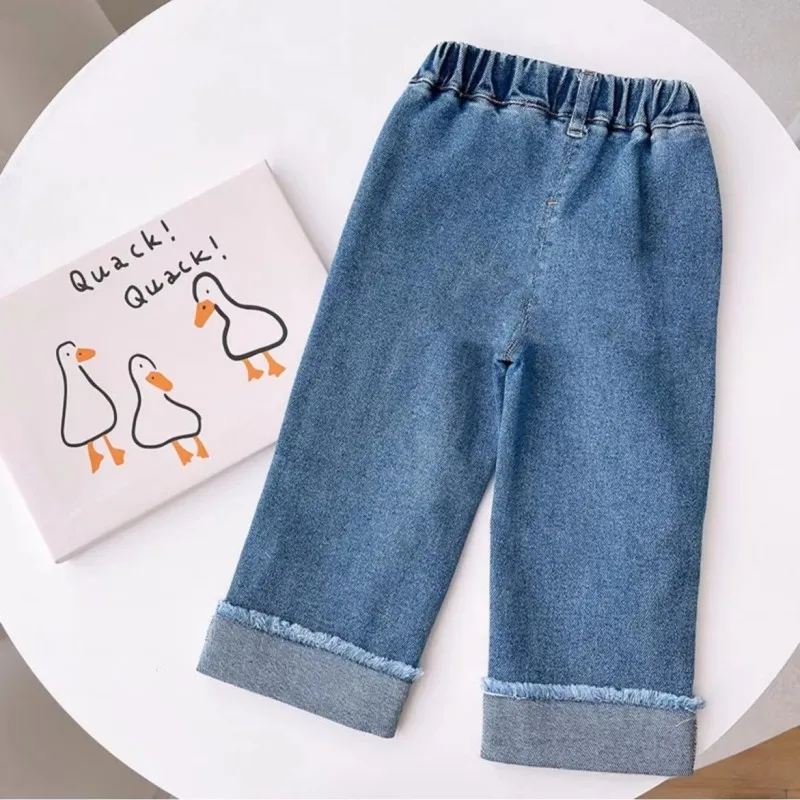 Girls Jeans Loose Straight Leg Pants Spring And Autumn New Baby Girl Fashion Cuffed Cartoon Embroidered pants