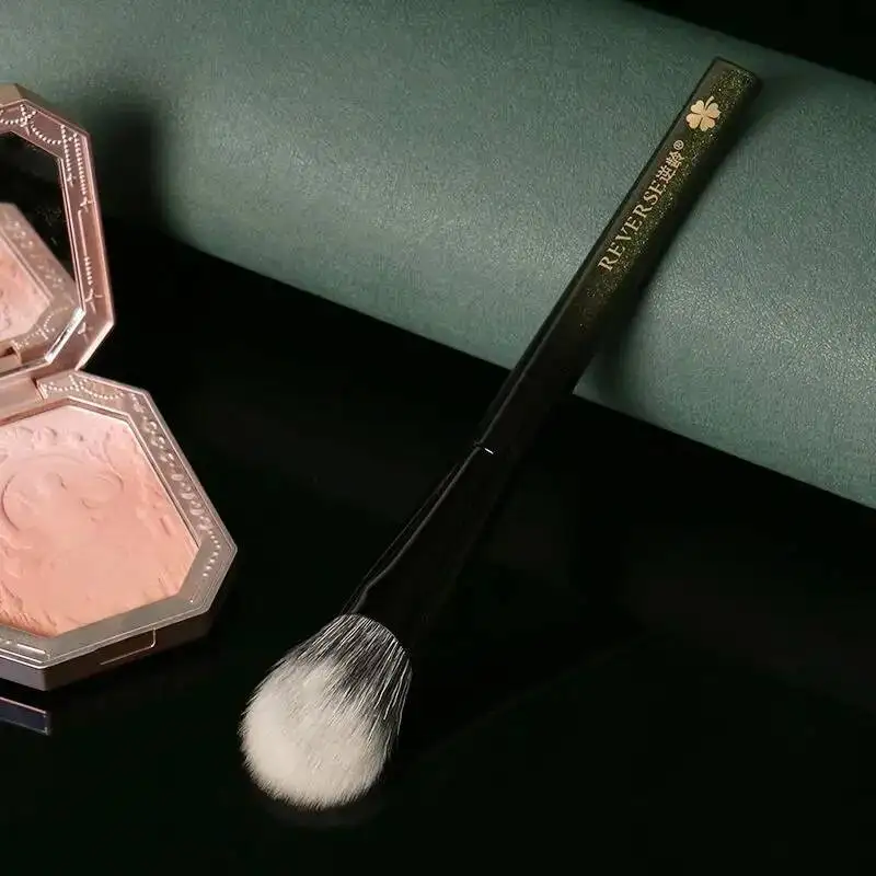 

Reverse Age M50 Oblique Double Round Head Point Fluffy Soft Hair Makeup Brush