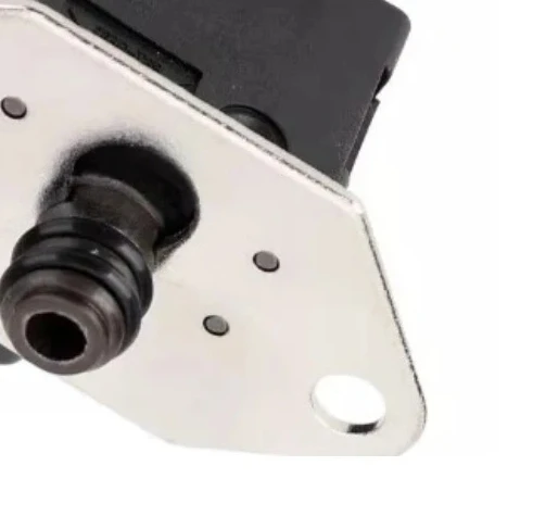 

Fuel Rail Pressure Sensor For Jaguar XJL XF XJ6 S-TYPE X-TYPE 3.0