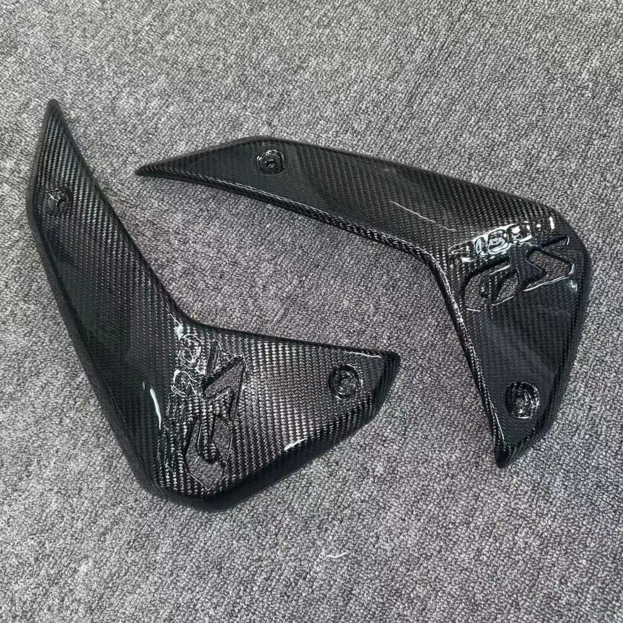 Para BMW R1300GS R 2024 2025 100% cubierta de radiador de fibra de carbono panel lateral accesorios decorativos para motocicleta