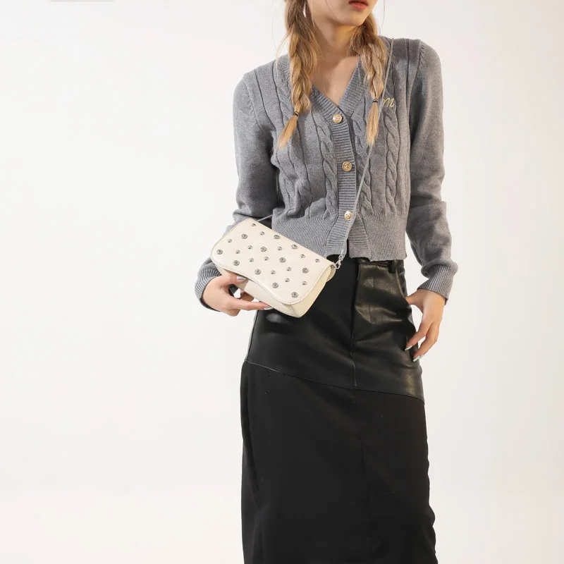 Women's Handbag One Shoulder Crossbody Bag New Fashionable and Versatile Spicy Girl Rhinestone Rivet Chain Personality