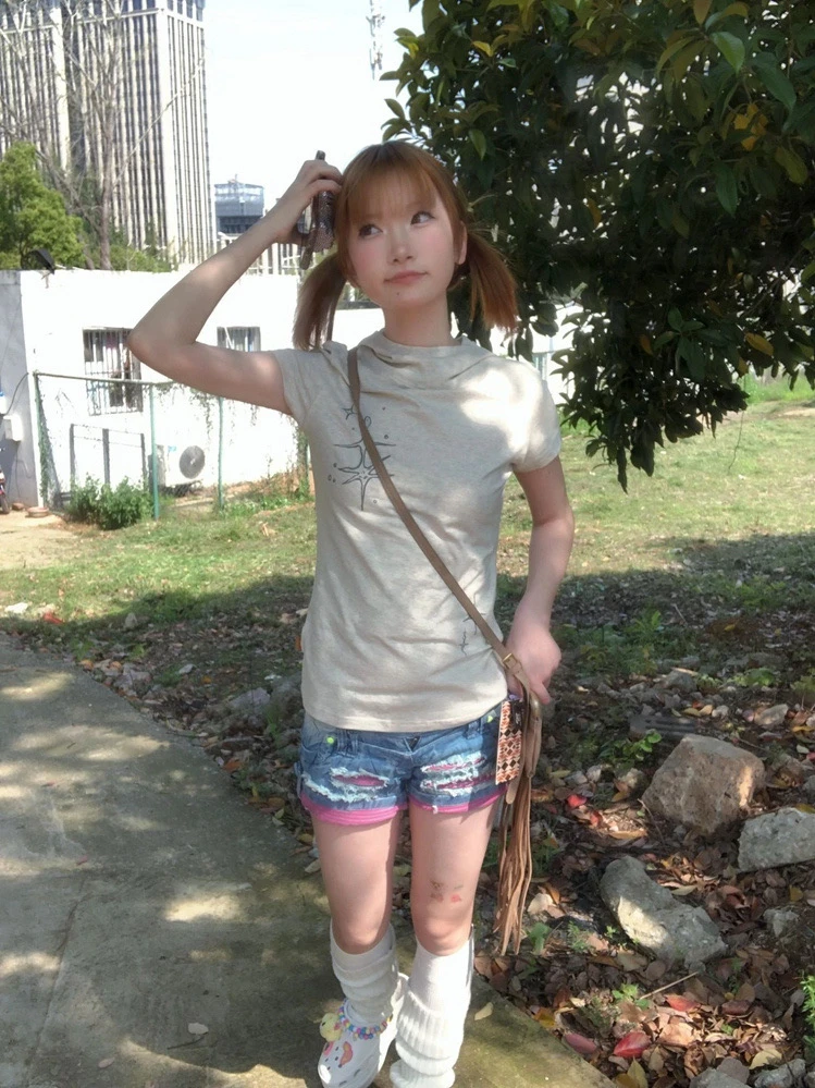 Korean Style Women T-shirt Slim Print Graphic Tops Streetwear Y2k Japanese Grunge Tops Aesthetic 2000s Tshirts E-girls