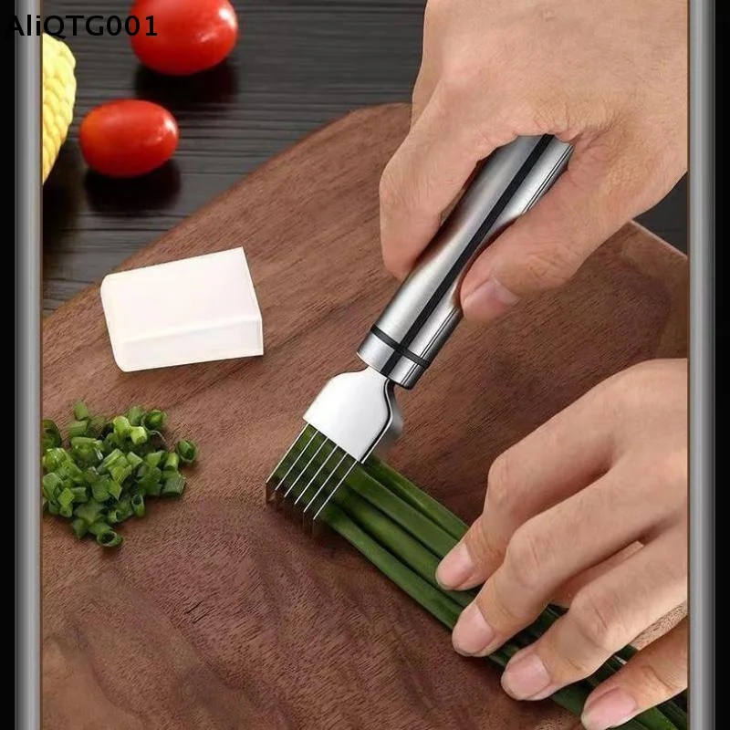 Stainless Steel Portable Kitchen Tool - Vegetable Garlic Cutter Speedy Chopper Green Onion Slicer Silk Shred Knife
