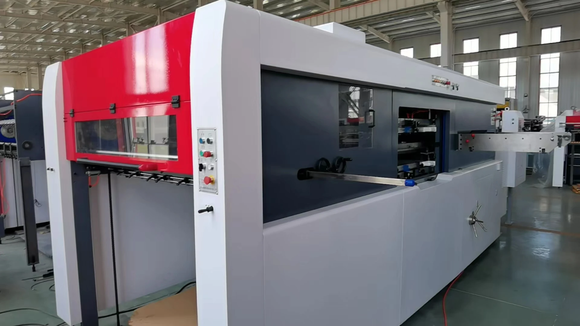 Corrugated Paper Die Cutting And Creasing Machines Machine De Fabrication Box En Carton Paper Processing Machinery