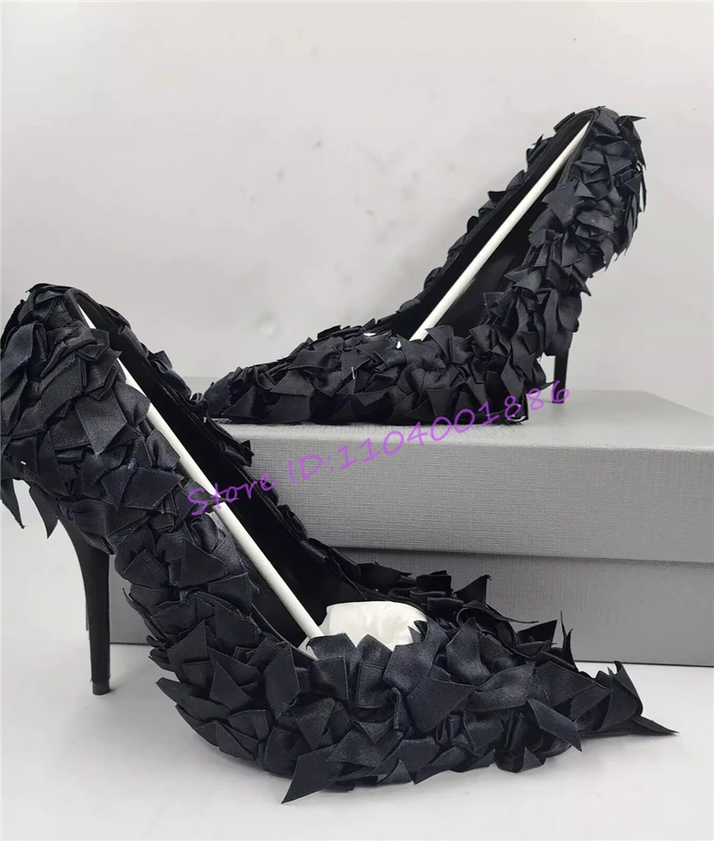 รองเท้าส้นสูงติดโบว์สีดำหัวแหลมทำจากผ้าซาตินสำหรับผู้หญิงรองเท้าส้นสูงบางใส่ไปปาร์ตี้งานแต่งรองเท้าชุดเดรสไซส์ใหญ่