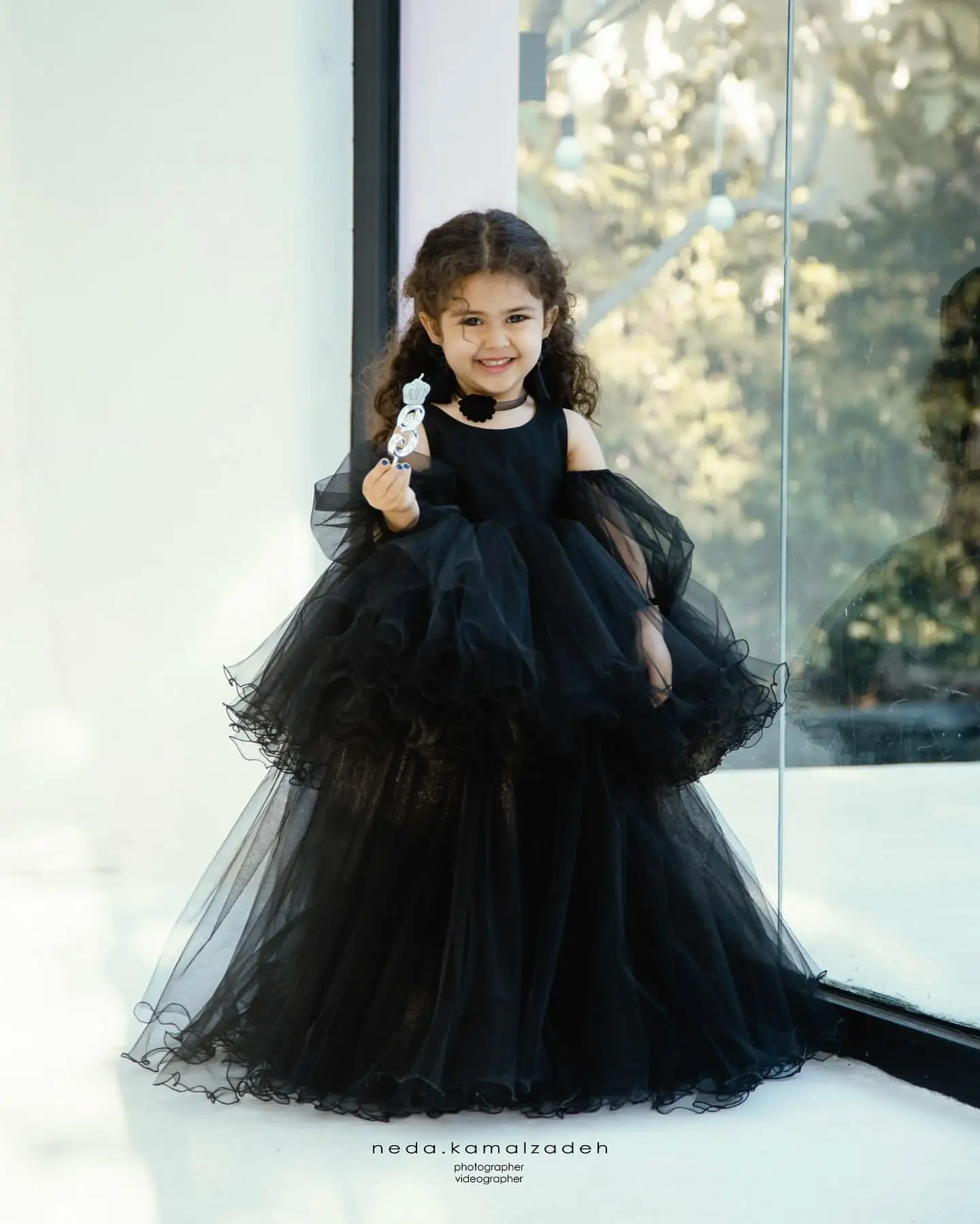 

Black Halloween Ball Gowns Floor Length Jewel Tulle Long Flower Girl Dress for Wedding Party Special Occasion Dreses for Kids