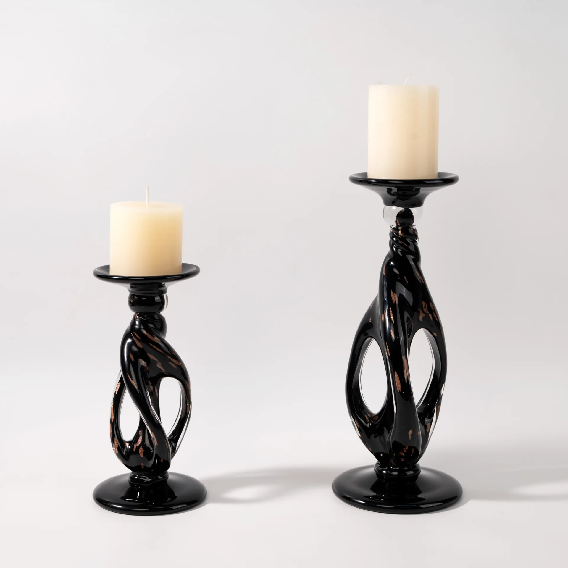 French glass candle holder, exquisite feeling, niche romance, retro art deco glass candle holder, side cabinet, soft decoration