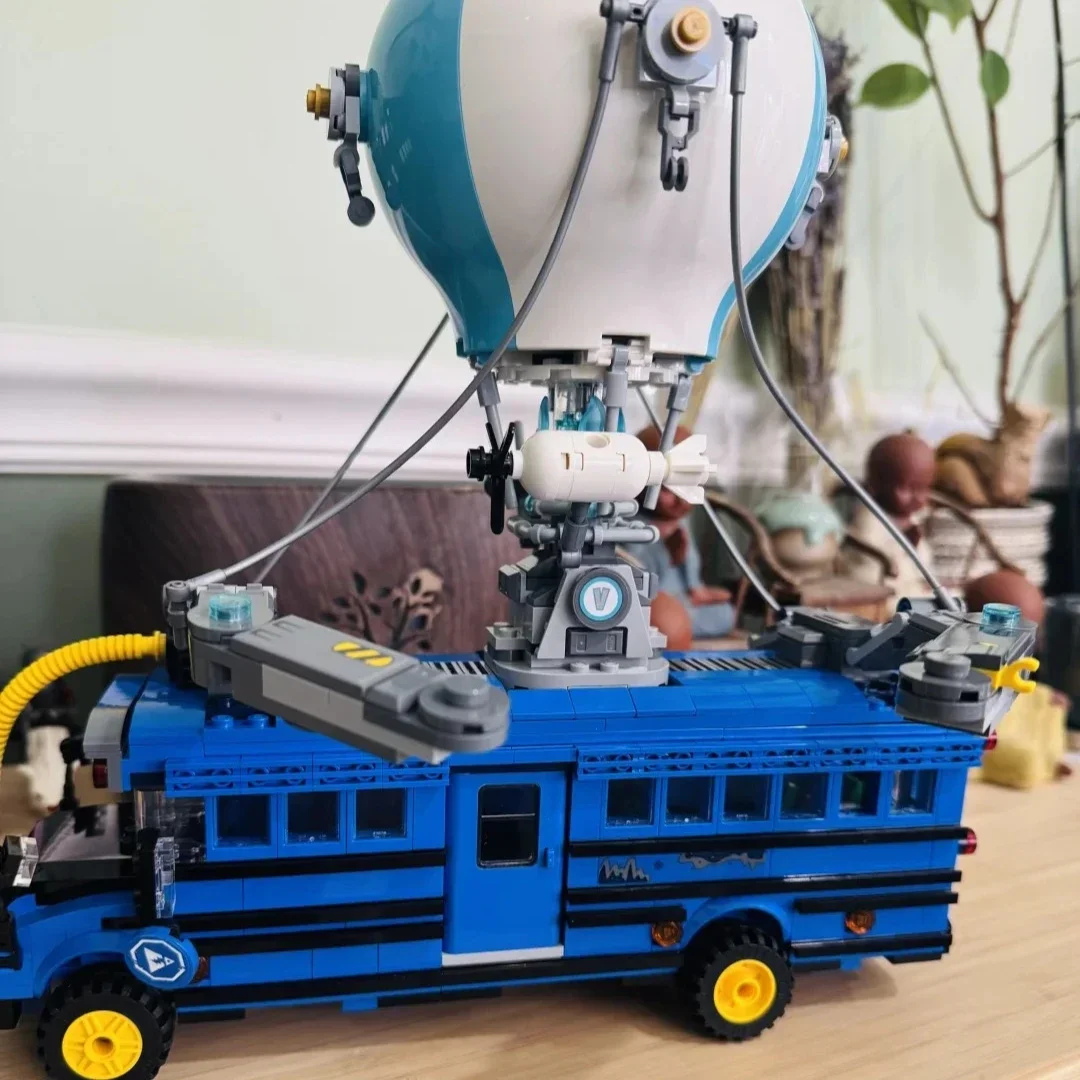 مجموعة مكعبات بناء الحافلة من Battle Model Bricks 77073 متوافقة مع جزيئات Lego، مناسبة لهدايا عيد الميلاد