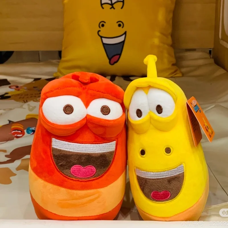 漫画面白いハッピーワームかわいい縞模様の動物赤黄色ぬいぐるみぬいぐるみクリスマスのお祝い誕生日プレゼント装飾ギフト