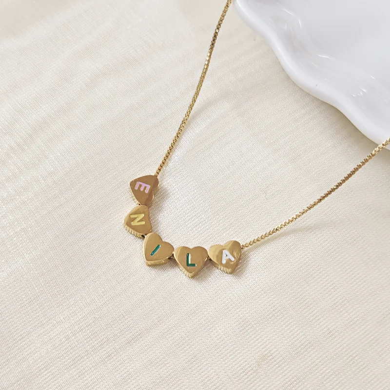 

Customized stainless steel colored heart-shaped letter pendant DIY 26 first letter name necklace jewelry gift