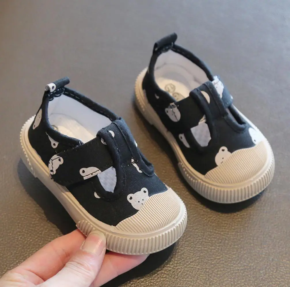 Zapatos de primeros pasos para bebé, zapatillas de lona con suela blanda, informales, dibujos animados, diseño infantil