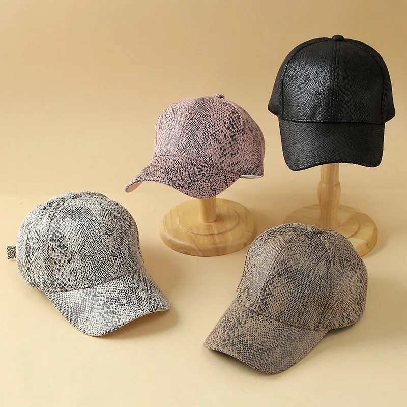 Unisex trendy snake-patterned hat, baseball cap, fashionable casual sun protection cap, new spring model