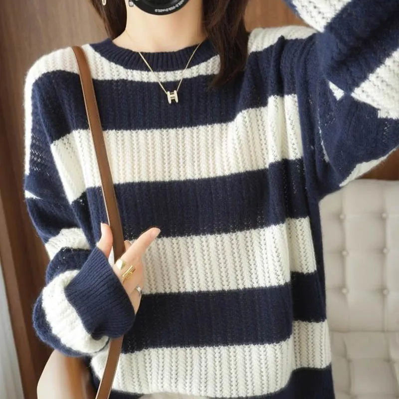 Autumn Winter Casual Loose O-neck Knit Pullovers Women Clothing Korean Version Patchwork Striped Top Chic Long Sleeve Sweaters