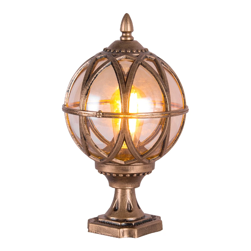 عمود إضاءة خارجي على شكل عمود مصباح فانوس الشارع مع غطاء زجاجي كروي لأضواء خارجية لمسار فناء الحديقة