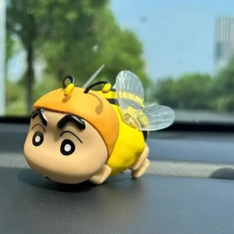 جديد تلوين شين تشان كوس النحل 8 سنتيمتر ألعاب صغيرة شخصيات كرتونية Kawaii دمية جمع نموذج Gk تمثال الحلي ديكور سيارة هدايا الاطفال