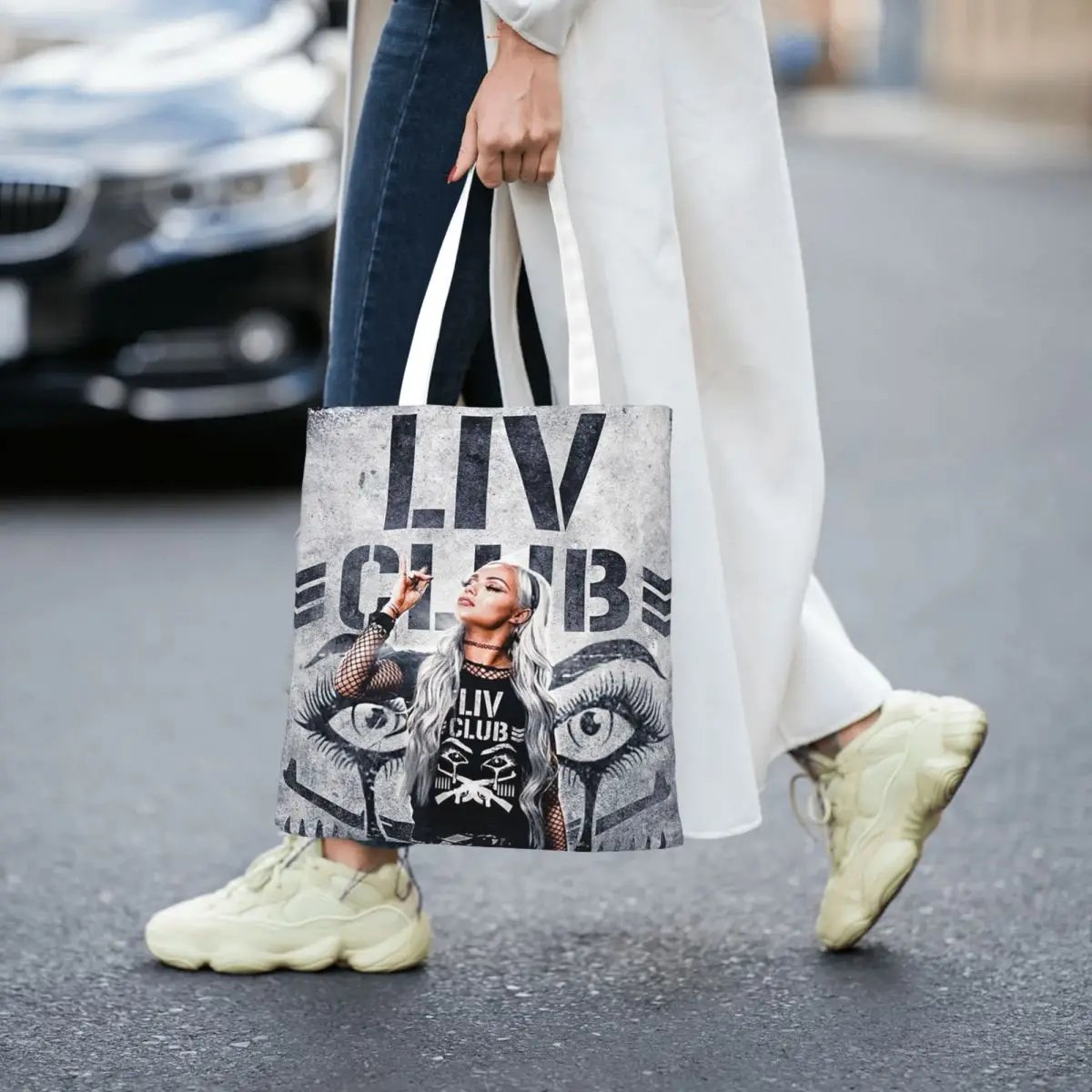 Liv Morgan Shopping…