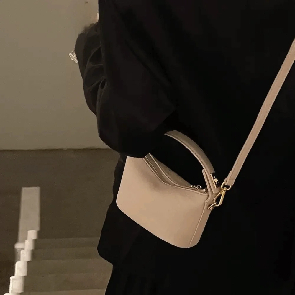 Luxury Solid Color Leather Handbag Clutch Mini Cloud Shoulder Bag Square Top-handle Phone Crossbody Bag Women