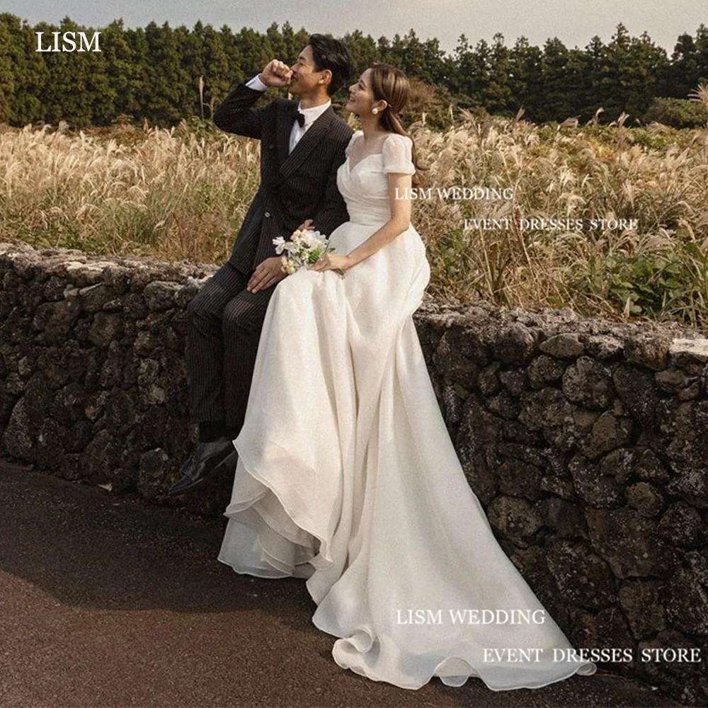 

LISM Elegant Organza Wedding Dresses V-Neck Short Puff Sleeves Long A-Line Bridal Dress For Korean Women Custom Gown Photo Shoot