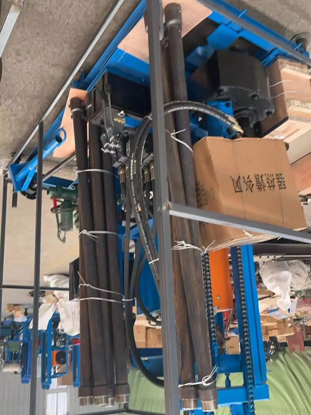 

Customized Portable Small 100m 150m 200m Crawler Deep Well Drilling Rig Machine Mud Pump Exploration Well Drilling Rig