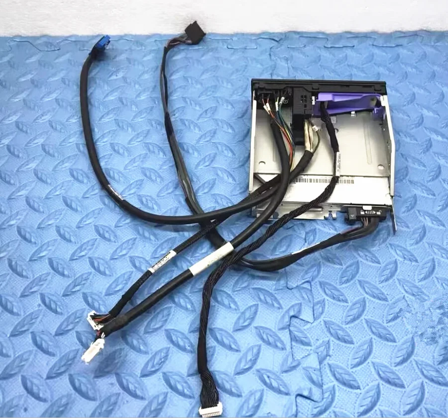 surface-de-diagnostic-de-cage-de-commutation-x3550-m5-00ka749-00ka753