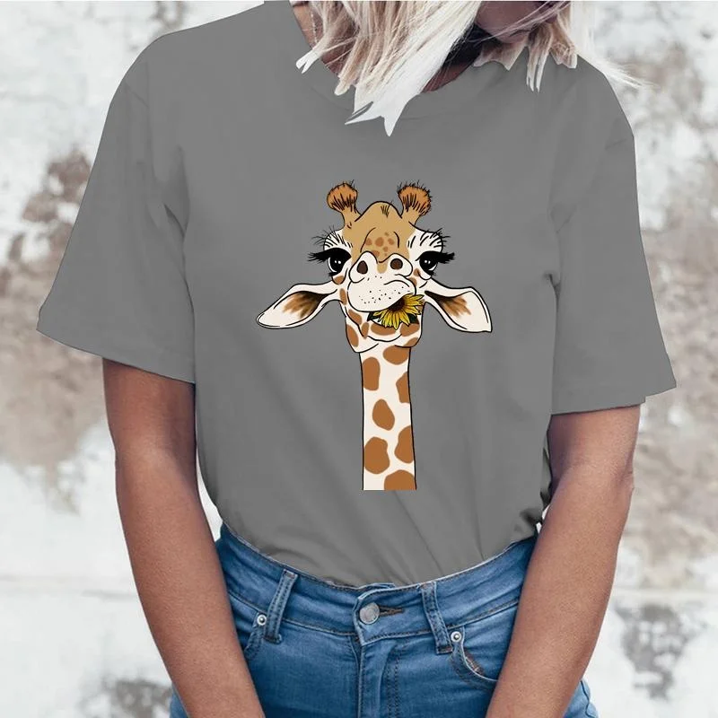 Funny Giraffe Graphic Printed T-shirt Women Summer Casual Crew Neck Loose Short Sleeve Top Streetwear Fashion Personality Tees