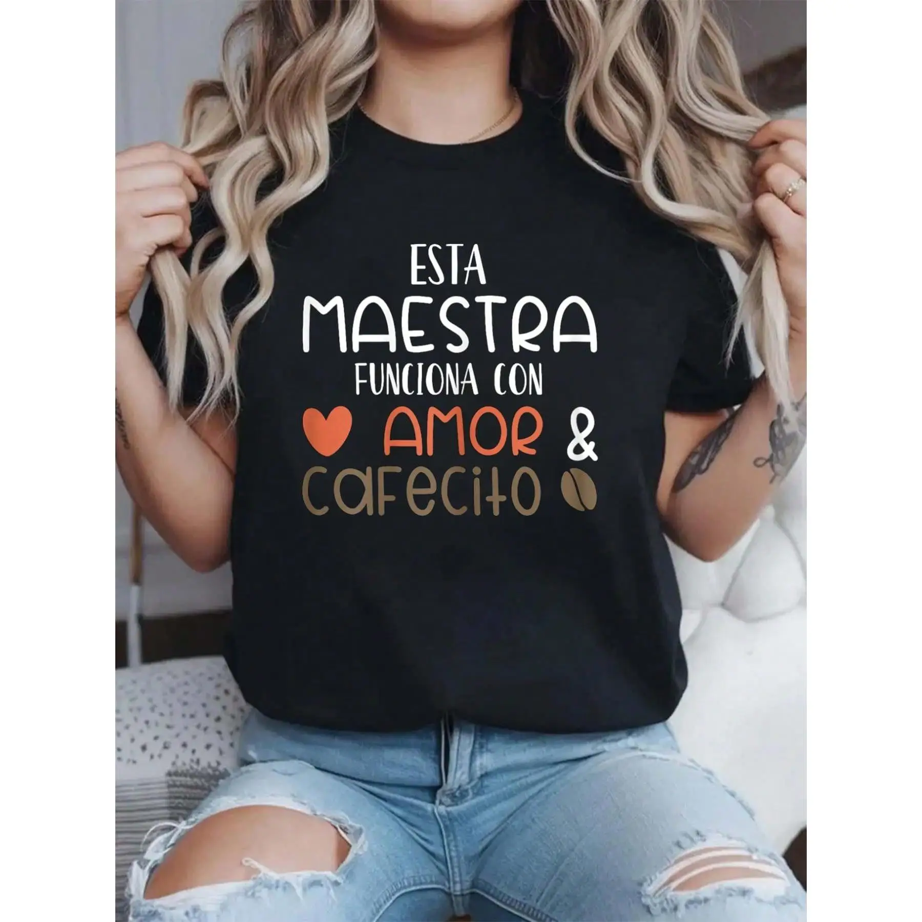 

Esta Maestra T-shirt Women's Teacher Graphic Tee Amor & Cafecito Print Tops Spanish Teacher Gifts