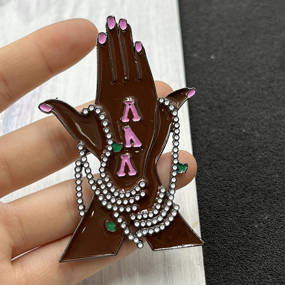 Greek Sorority  Hand Sign Brooches Pin For Women Jewellry Accessories