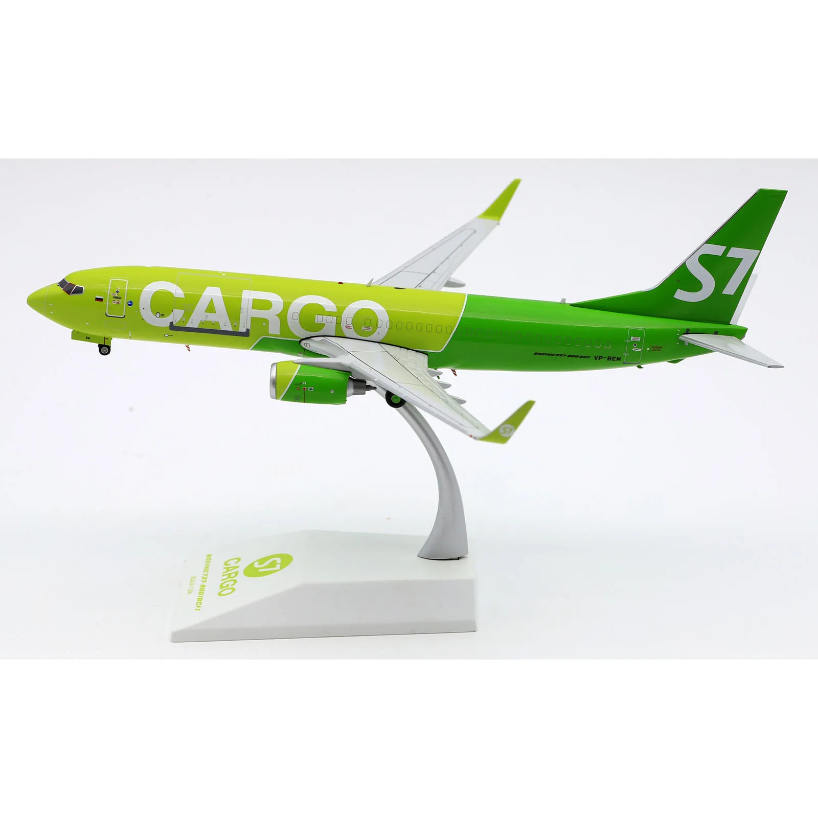 LH2309 Alloy Collectible Plane Gift JC Wings 1:200 S7 Cargo Airlines Boeing B737-800(BCF) Diecast Aircraft Jet Model VP-BEM